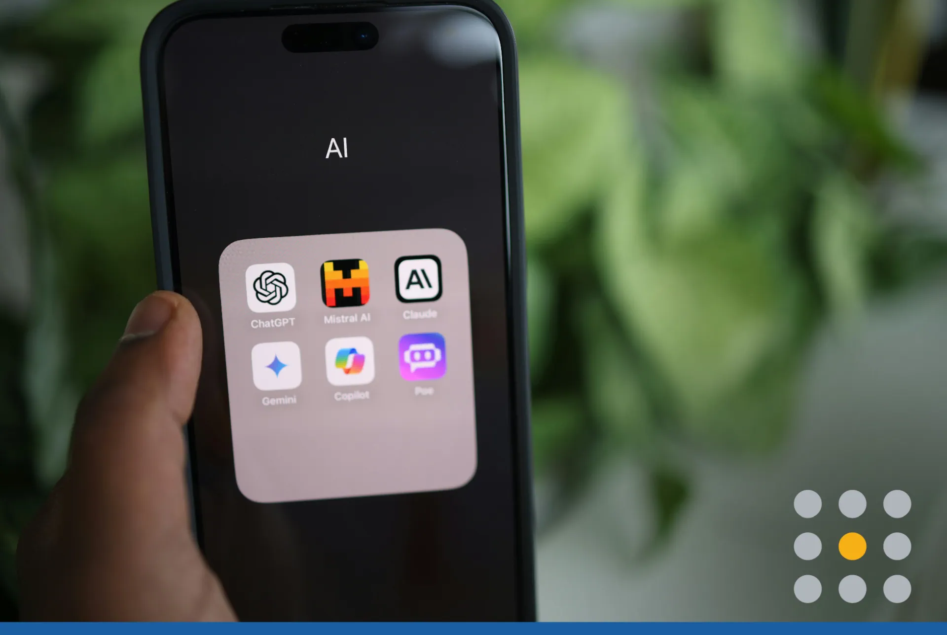 21 Best AI Applications [Complete List of Free & Paid]