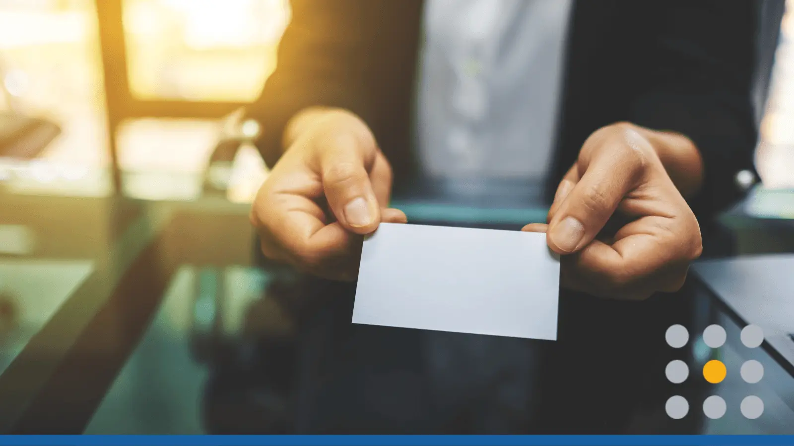 Business Cards for an Online Business: Tips for Brands That Want More Customers