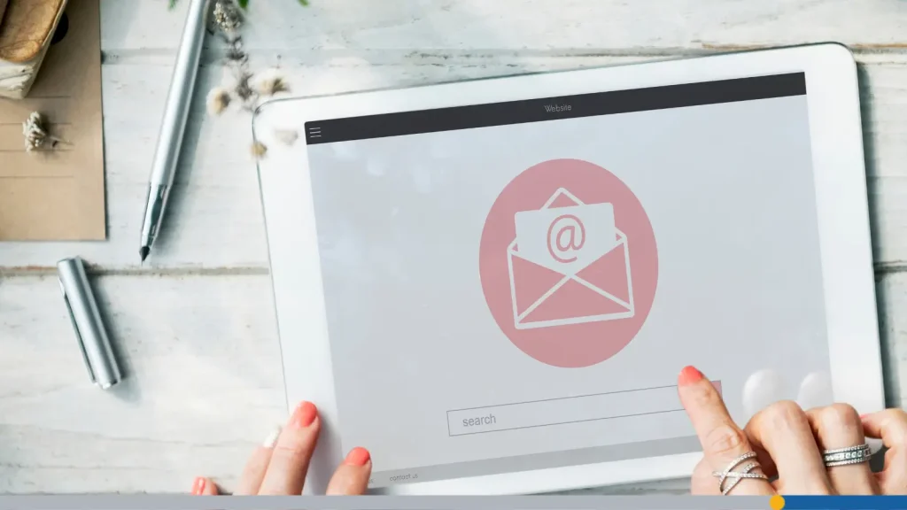 Pink email logo